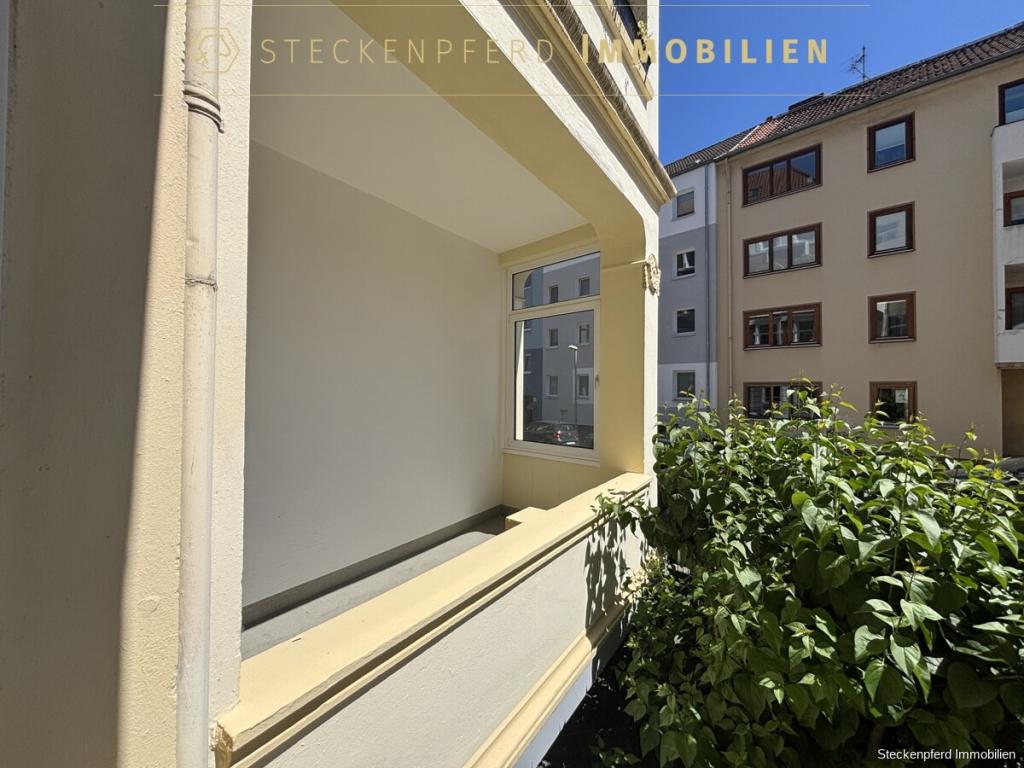 Stilvoll renovierte Altbauwohnung mit Balkon in begehrter Südstadtlage! - Foto 2