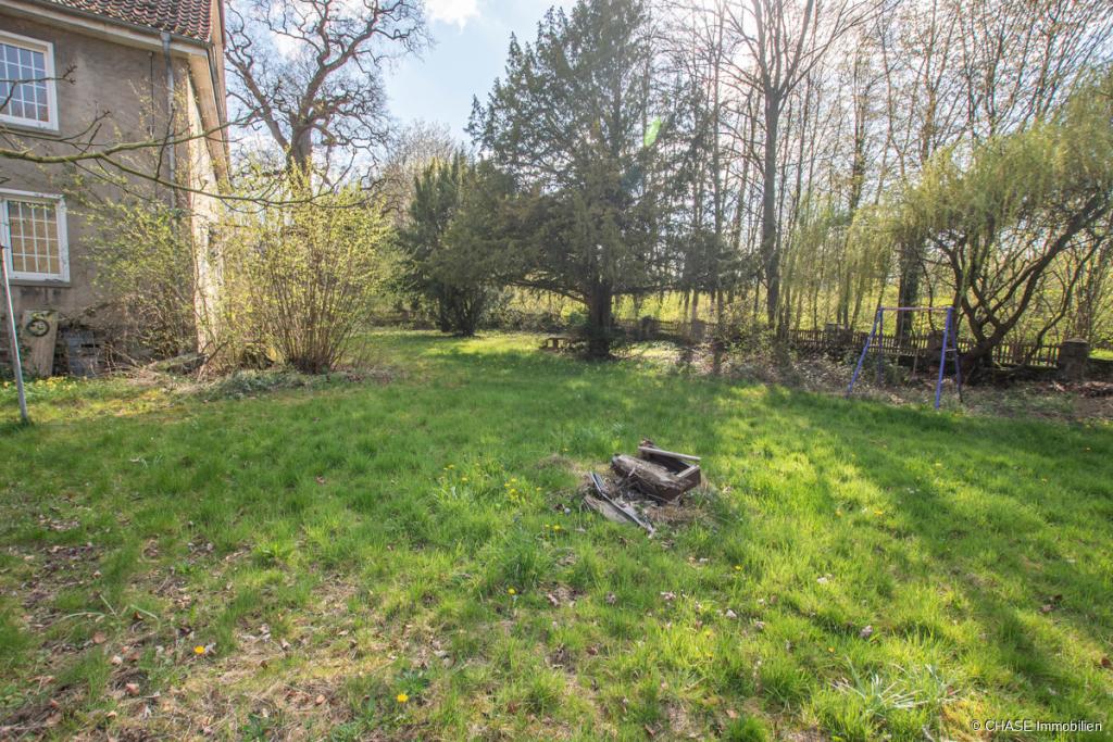 Zugehöriger Gartenbereich 2/2