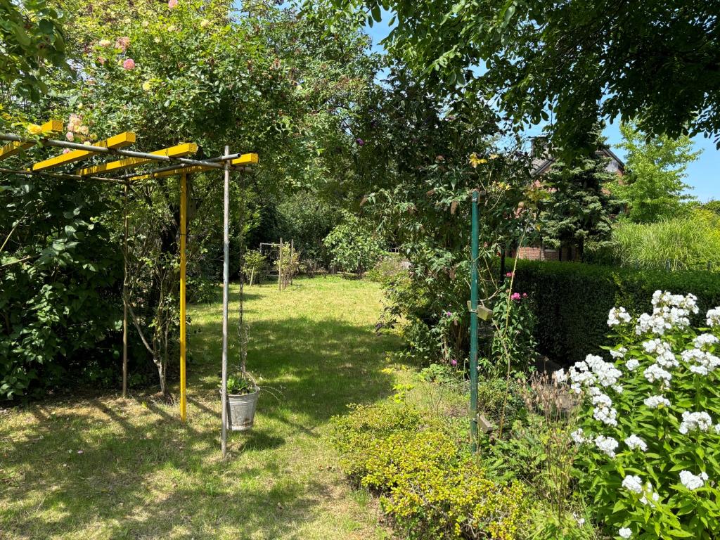 Garten hinten Noird
