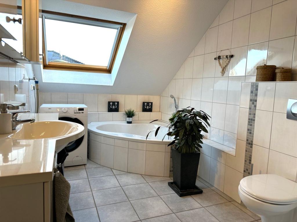 OG Badezimmer Bild 1