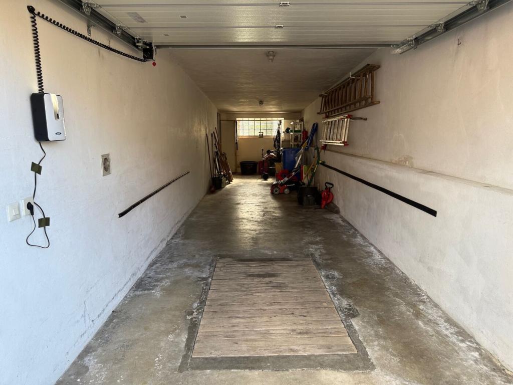 rechte Garage