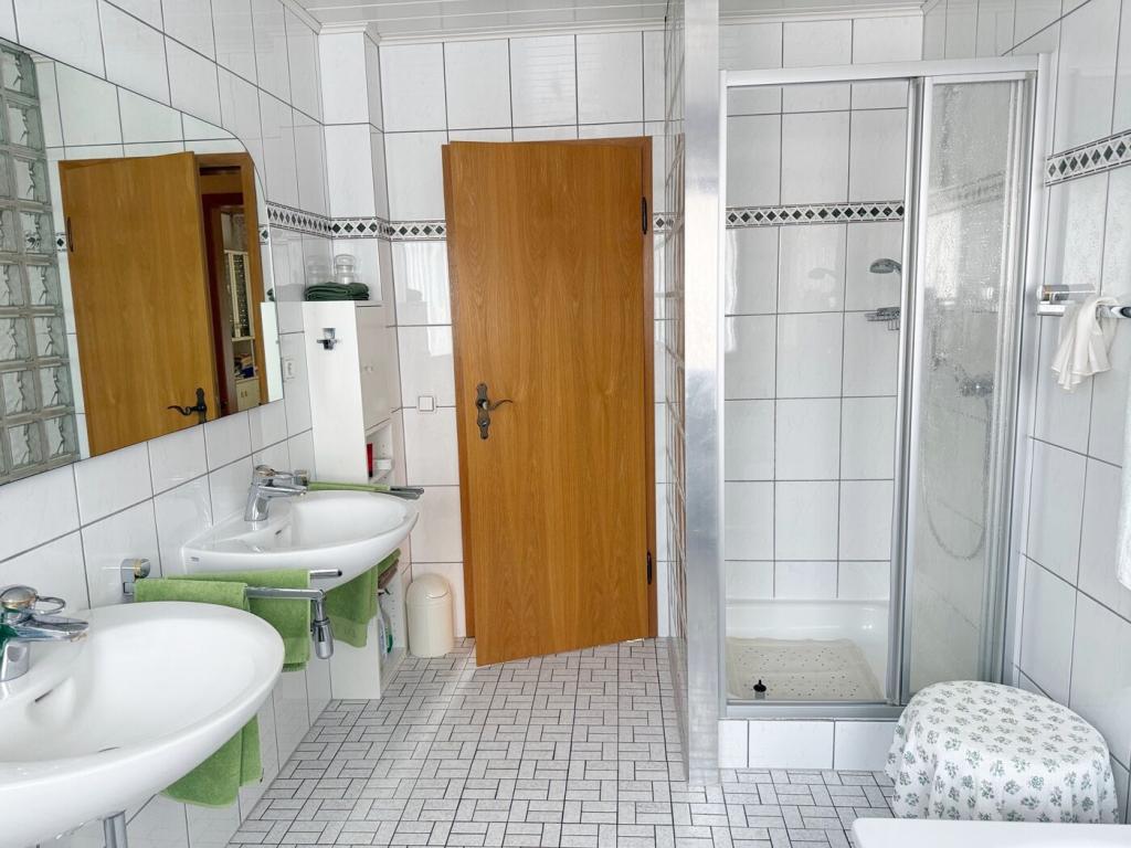 Badezimmer Bild 2