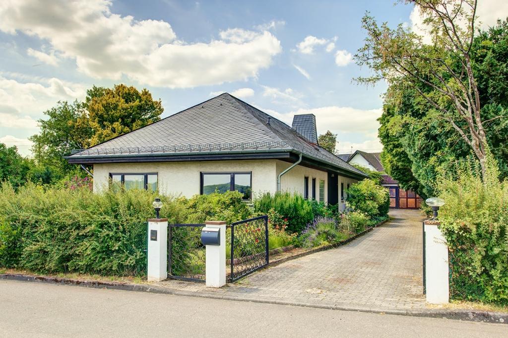 Einfahrt zum Haus