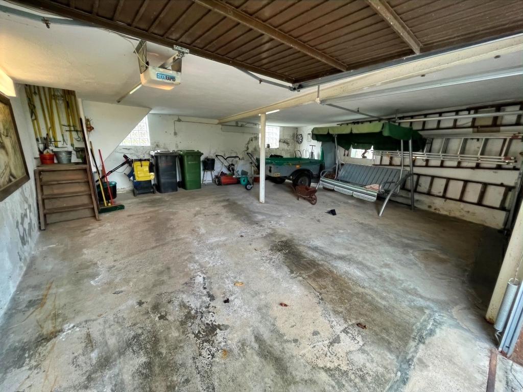 Garage innen