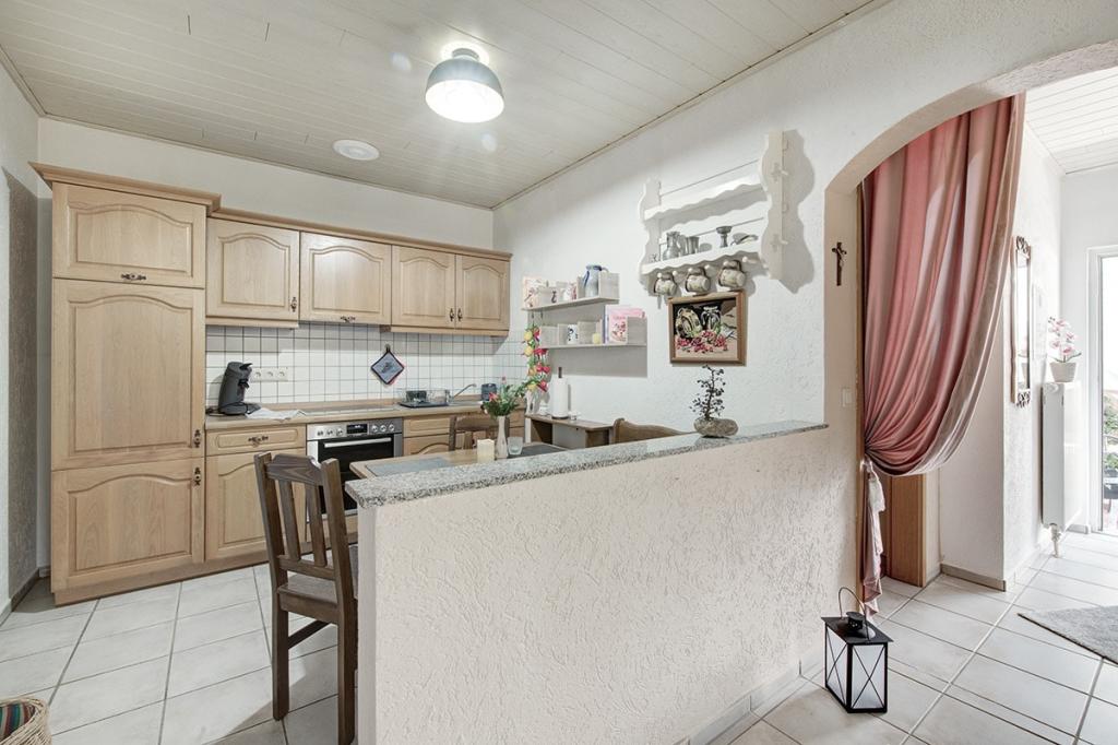 Küche Wohnung Untergeschoss