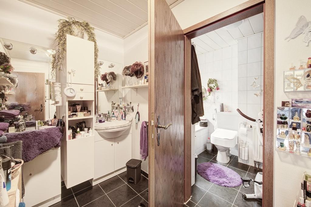 Badezimmer Wohnung Erdgeschoss