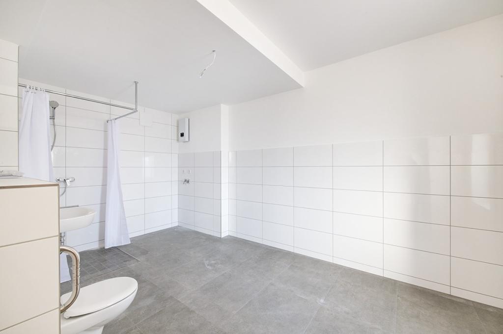 Altersgerechte und sanierte Seniorenwohnungen mit Personenaufzug im Haus Schönstein zu vermieten. - Photo 3