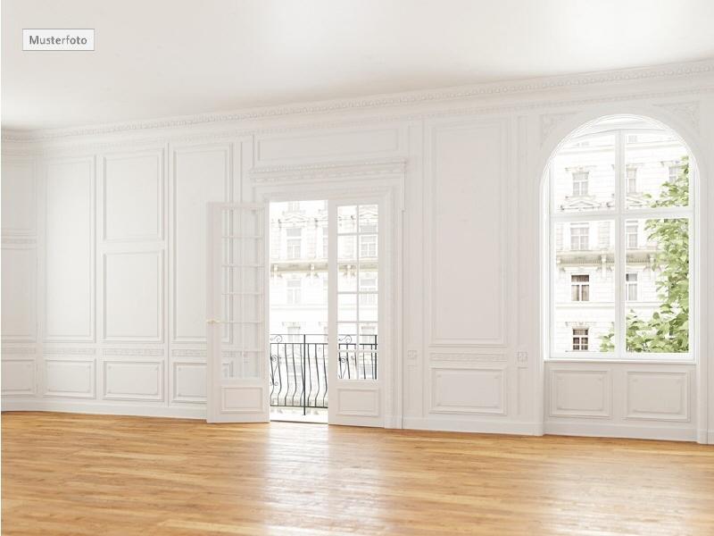 Provisionsfrei - Etagenwohnung in 71638 Ludwigsburg