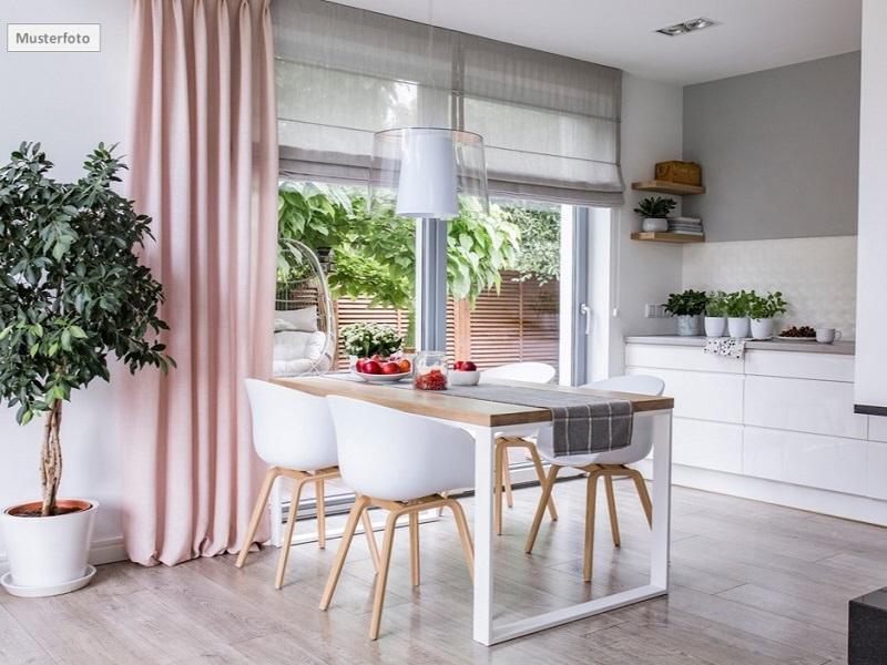 Provisionsfrei Etagenwohnung in 66424 Homburg, Steinhübel