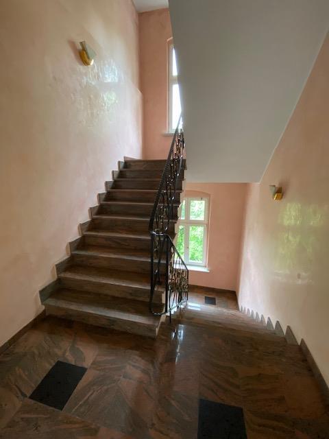 Wohnen über der Stadt 3-Wohnung Maisonette in einer Villa san. Altbau im ca.81m² zu vermieten. - Foto 2