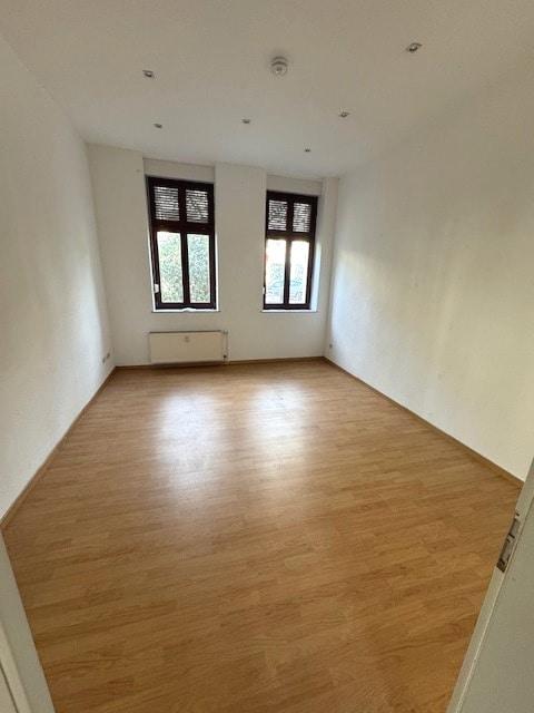 Wohnen im grünen schöne 2-R-Whg. in MD.-Sudenburg 1.OGca.57,43 m2 san. Altbau zu vermieten ! - Photo 1
