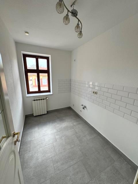 Sehr schöne 2-R-Wohnung 60m2 in Aschersleben im 1.OG zu vermieten...! - Photo 3