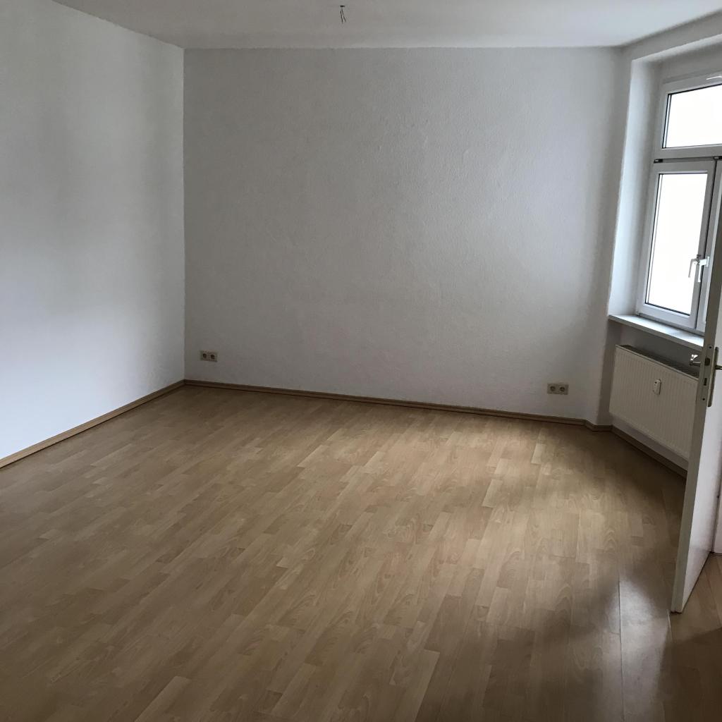 Nachmieter gesucht schöne preiswerte 3-R-Wohnung ca.73m2 mit EBK.MD.-Stadtfeld -Ost zu vermieten. - Photo 4