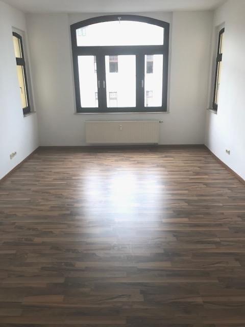 Schöne freundliche 4-R-Wohnung in MD./Alte- Neustadt, im 3.OG ca.105 m² BLK zu vermieten . - Photo 2