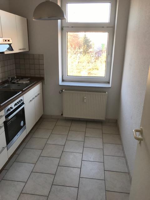 Sehr schöne 2-R -Wohnung im 1.OG.ca.43,00m² mit EBK.in MD -Sudenburg zu vermieten ! - Photo 1