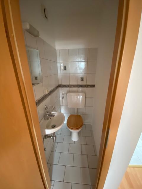 WG. taugliche 3-Raum-Wohnung in MD-Sudenburg ,ca 88m², im DG. mit EBK. zu vermieten - Foto 5