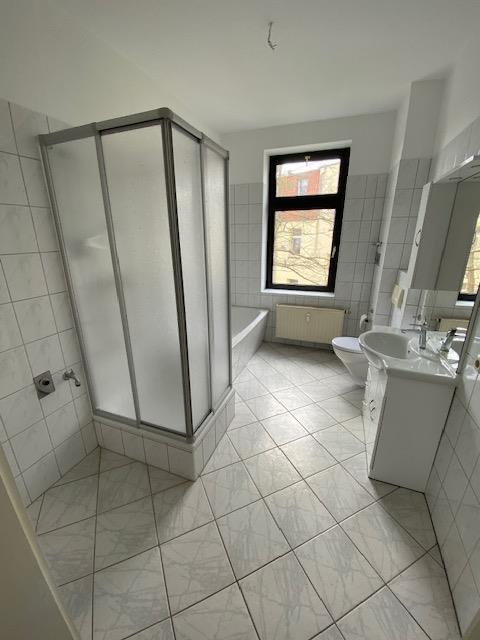 Schöne sonnige 4-R-Wohnung in MD-Alte -Neustadt ca.105m2 BLK zu. vermieten. - Photo 5