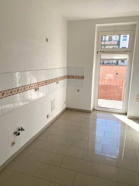 Helle sonnige 4-R-Wohnung san. Altbau:im EG.104 m² in MD.Stadtfeld-Ost zu vermieten! - Foto 5