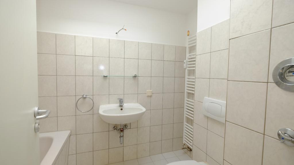 Bad mit Wanne