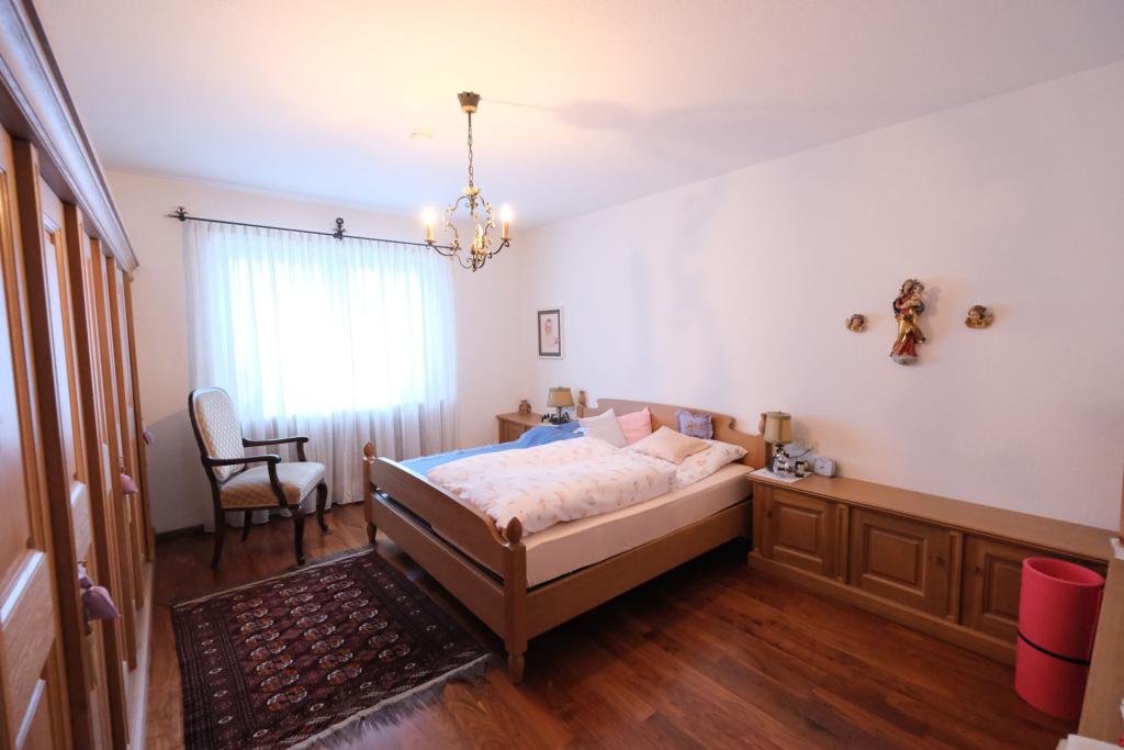 Das Schlafzimmer der Erdgeschosswohnung