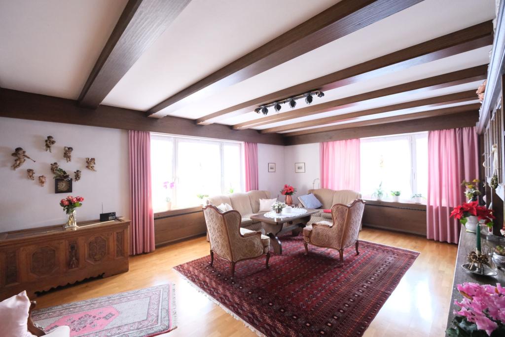 Der lichtdurchflutete Wohnbereich im Erdgeschoss