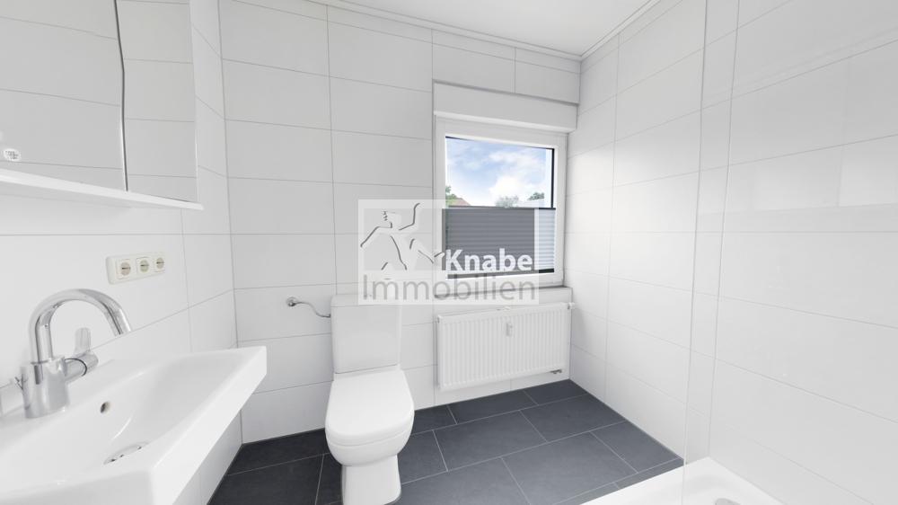 Zentral in Spenge: Wohnkomfort mit Kamin und Südbalkon! - Foto 4