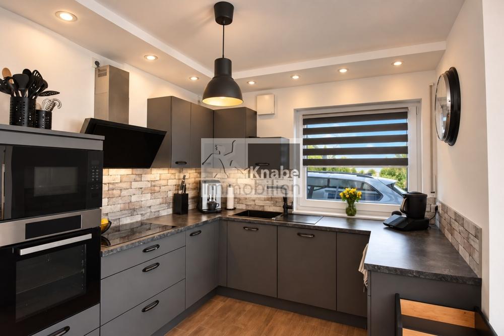 Neuwertig, modern, top Lage: Ihr neues Zuhause! - Foto 5