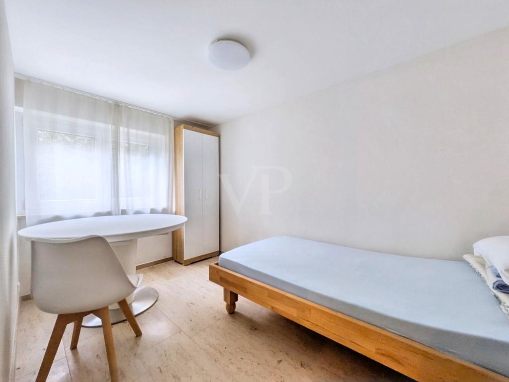 Gäste-/Arbeitszimmer EG