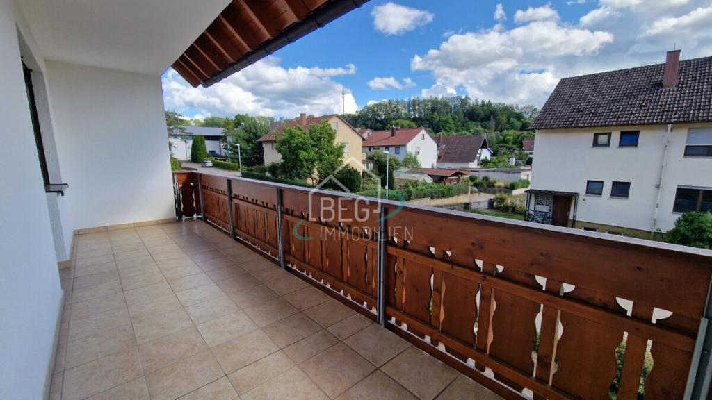großer Balkon