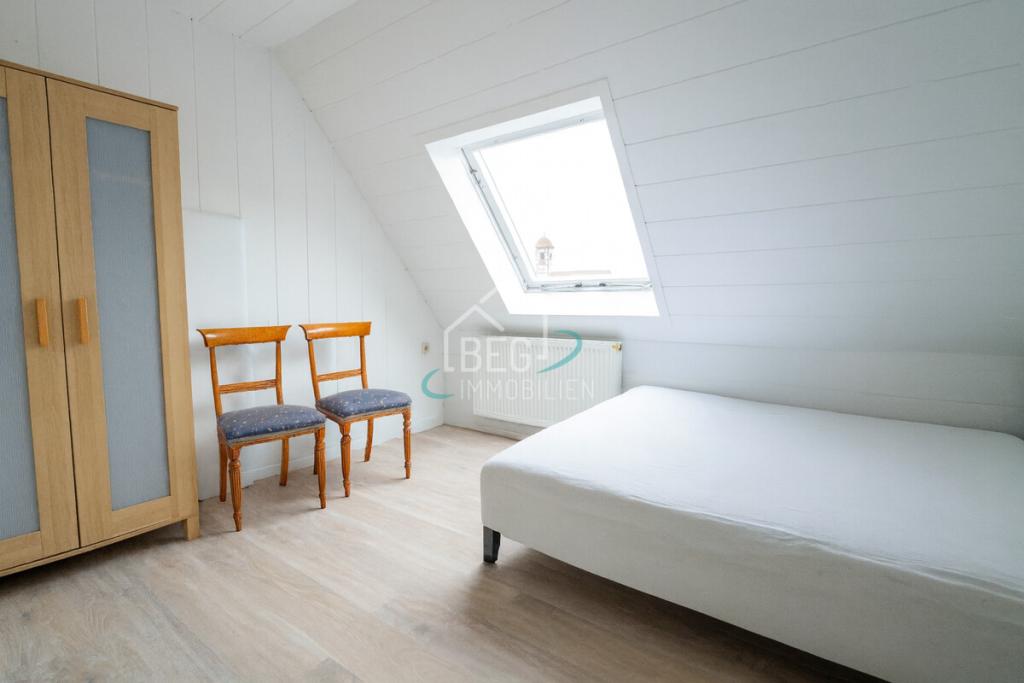 Schlafzimmer DG