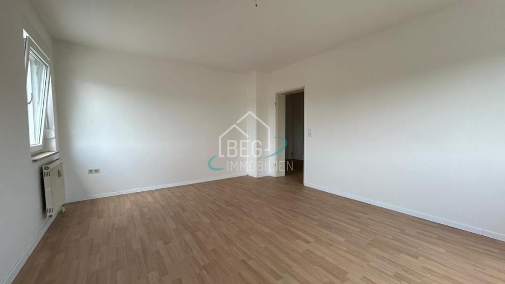 Stilvolle 3-Zimmer-Wohnung mit Stellplatz im Herzen von Weikersheim - Foto 1