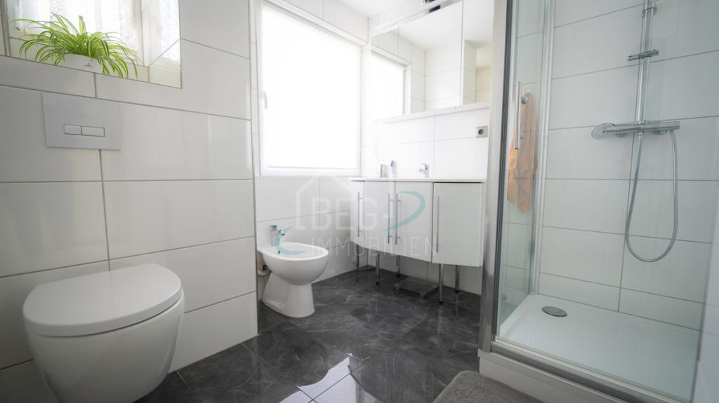 Badezimmer EG