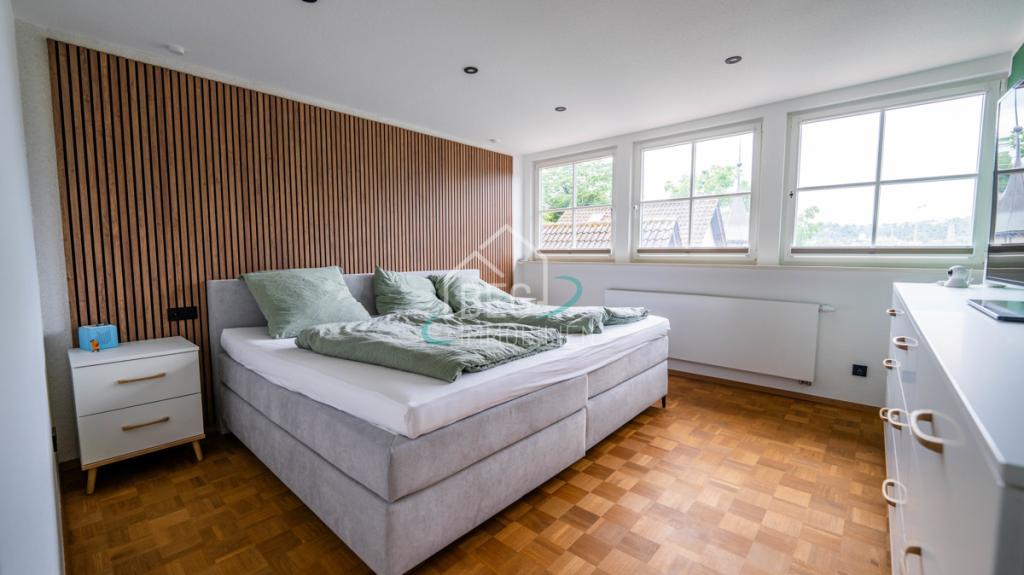 Schlafzimmer2. OG