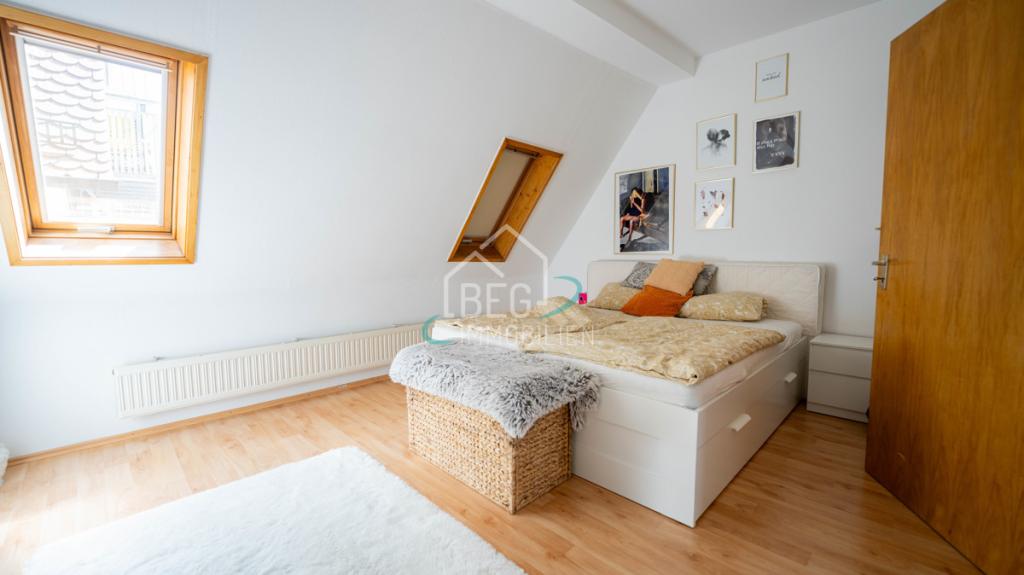 DG Wohnung rechts