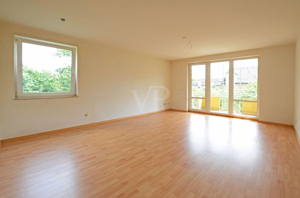 Zentrumsnahes Schmuckstück mit Balkon & Tiefgarage - Foto 1