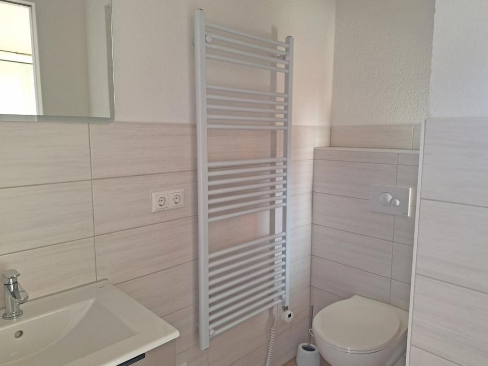 ERSTBEZUG nach Sanierung | 2 Zimmer mit Küche, Duschbad und Balkon - Photo 5
