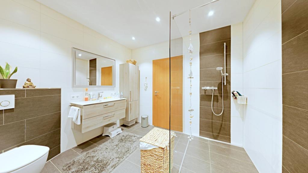 Badezimmer EG 