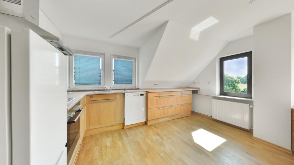 Schöne Dachgeschosswohnung in idyllischer Lage von Ganderkesee - Photo 2