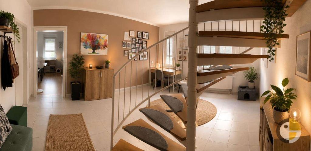 Großzügige Maisonette-Wohnung mit zwei Balkonen, Gartenmitbenutzung und modernem Wohnkomfort - Foto 3