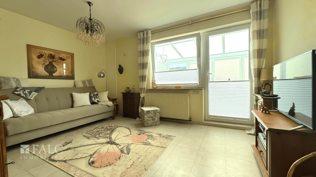 Wohnzimmer mit Terrassenzugang 