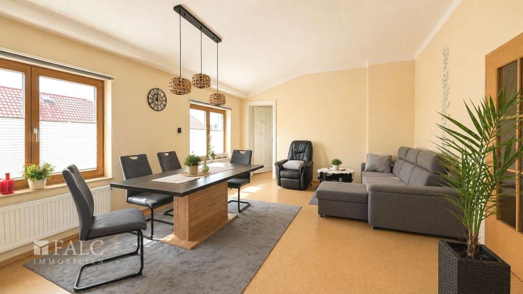 ***Helle 2-Zimmerwohnung mit großzügigem Wohnbereich*** - Foto 1