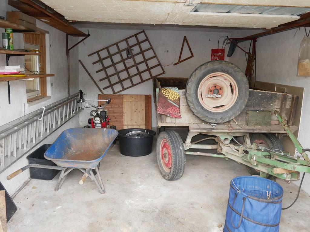  Garage rechts