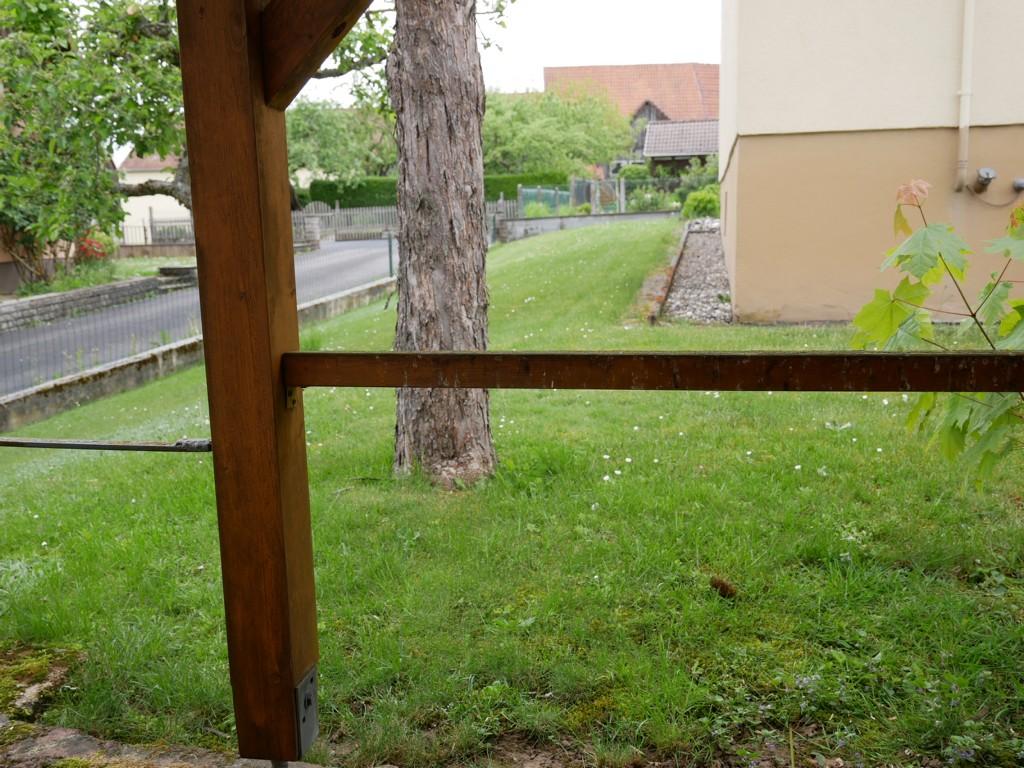 Gartenteil neben dem Haus