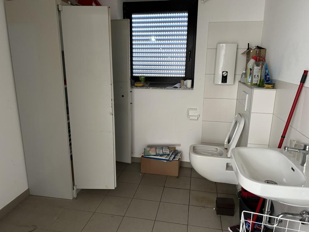 WC im EG
