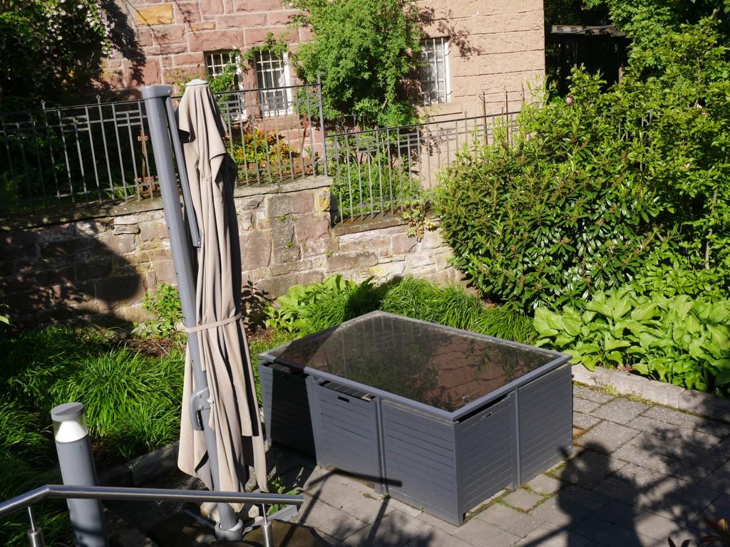 helle 3-Zimmer-Dachgeschosswohnung mit Stellplatz in Bad Kissingen-Garitz - Foto 5