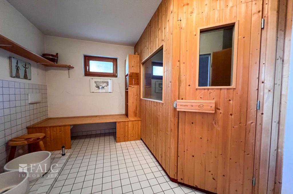 Sauna mit Ruhebereich im UG
