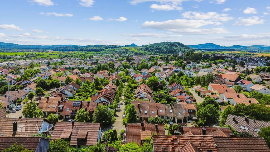 Luftaufnahme _ zentrale Wohnlage inmitten einer gepflegten Nachbarschaft