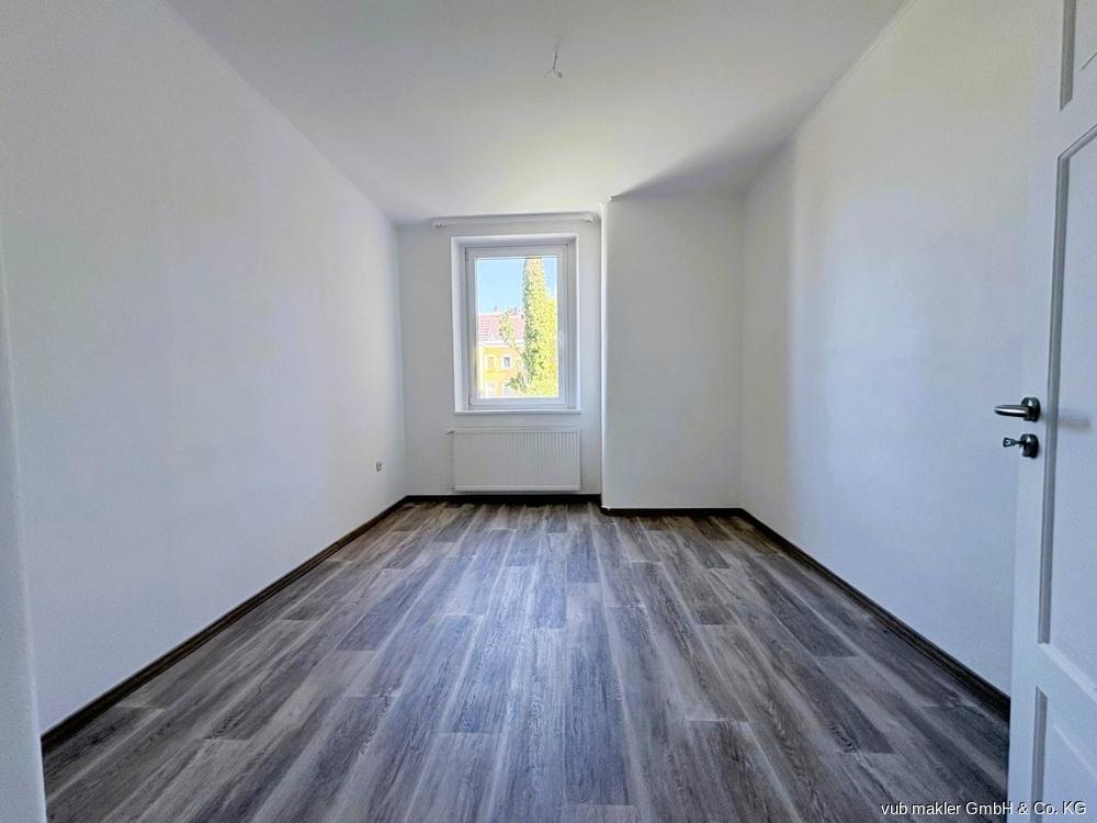 Stilvoll renovierte 3,5-Zimmer-Wohnung – ideal für Paare in Hof - Photo 3