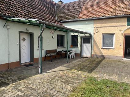 Hauseingang, überd. Terrasse