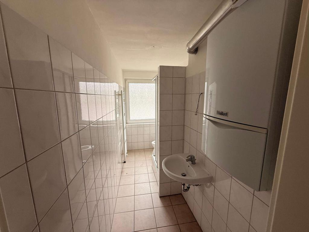 Frisch renovierte 1,5 Zimmer Wohnung in Top Lage - inkl. Einbauküche und Balkon! - Foto 5